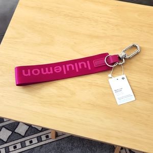 Lululemon never lose your keys